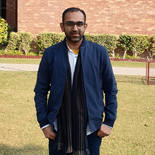 Lucky Draw Winner: Naveed Shaikh